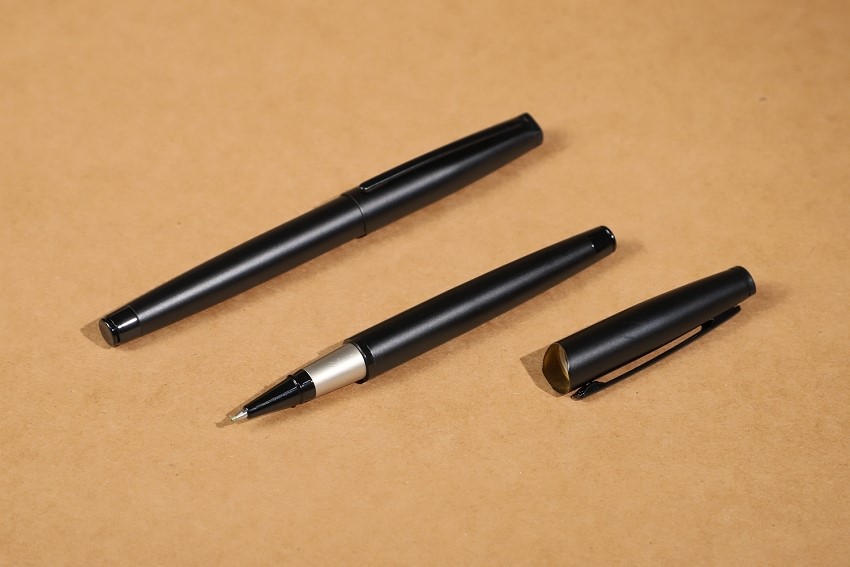 black metal pen black metal pen